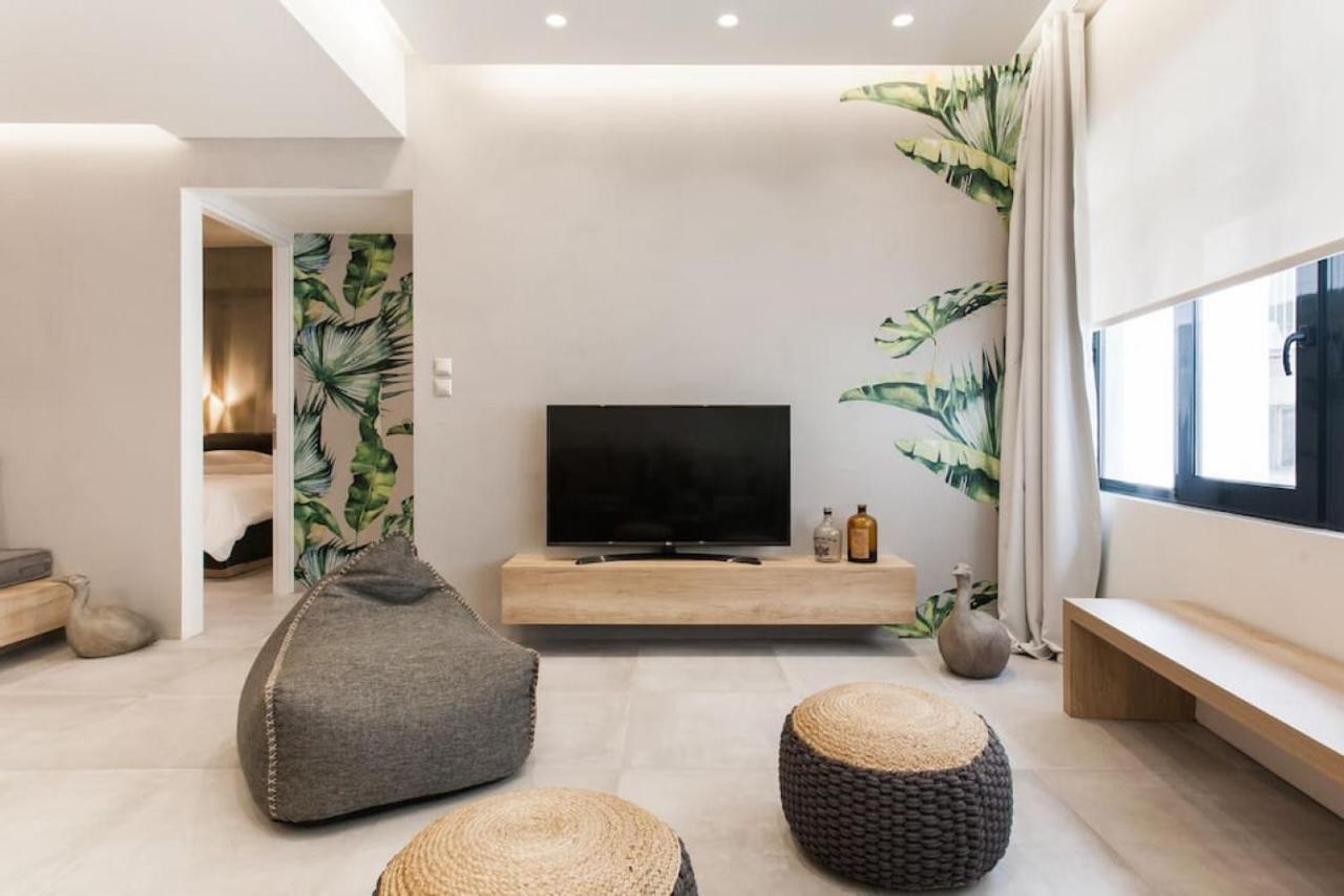 Chic Apartment - Strolling To The Athenian Streets Экстерьер фото